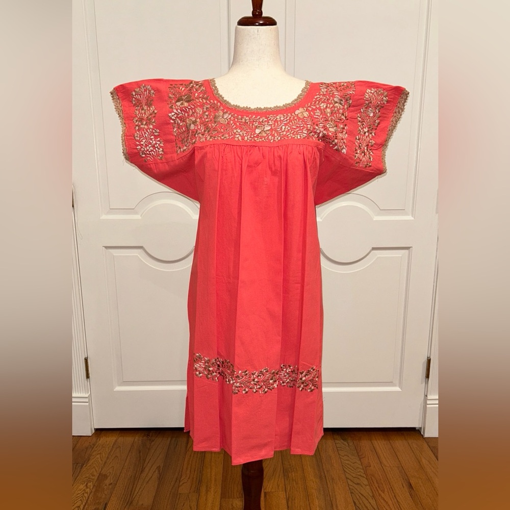 Sandra Midi Dress, Oaxaca Mexican dress. hand Embroidered. Silk Threads.